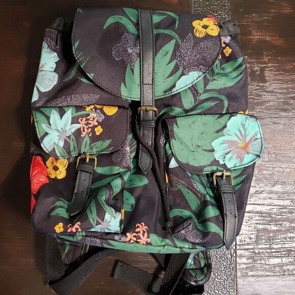 Mossimo floral backpack   - Picture 1 of 8